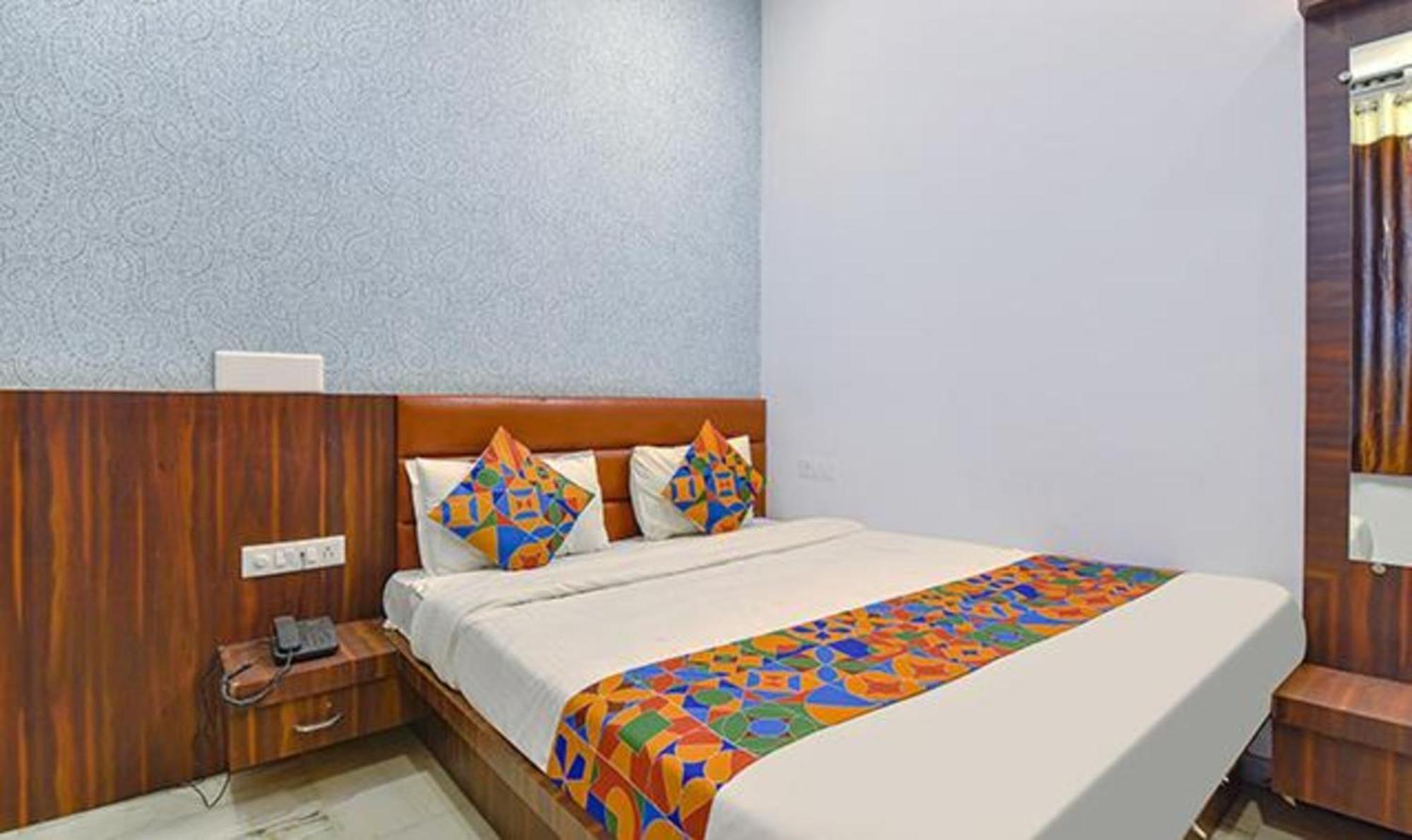 Fabhotel Ranbanka Udaipur Bagian luar foto